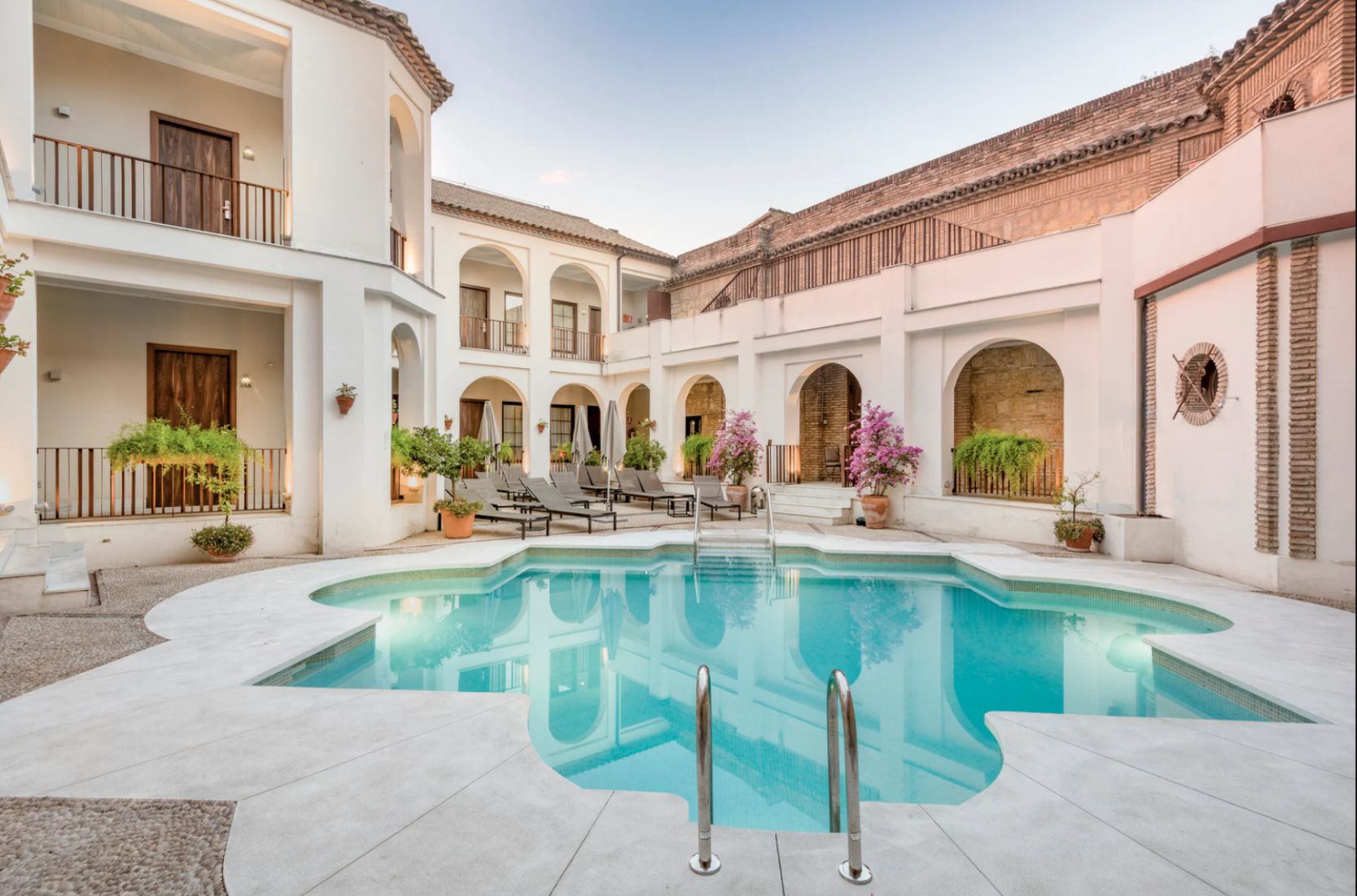 PISCINA RESIDENCIAL